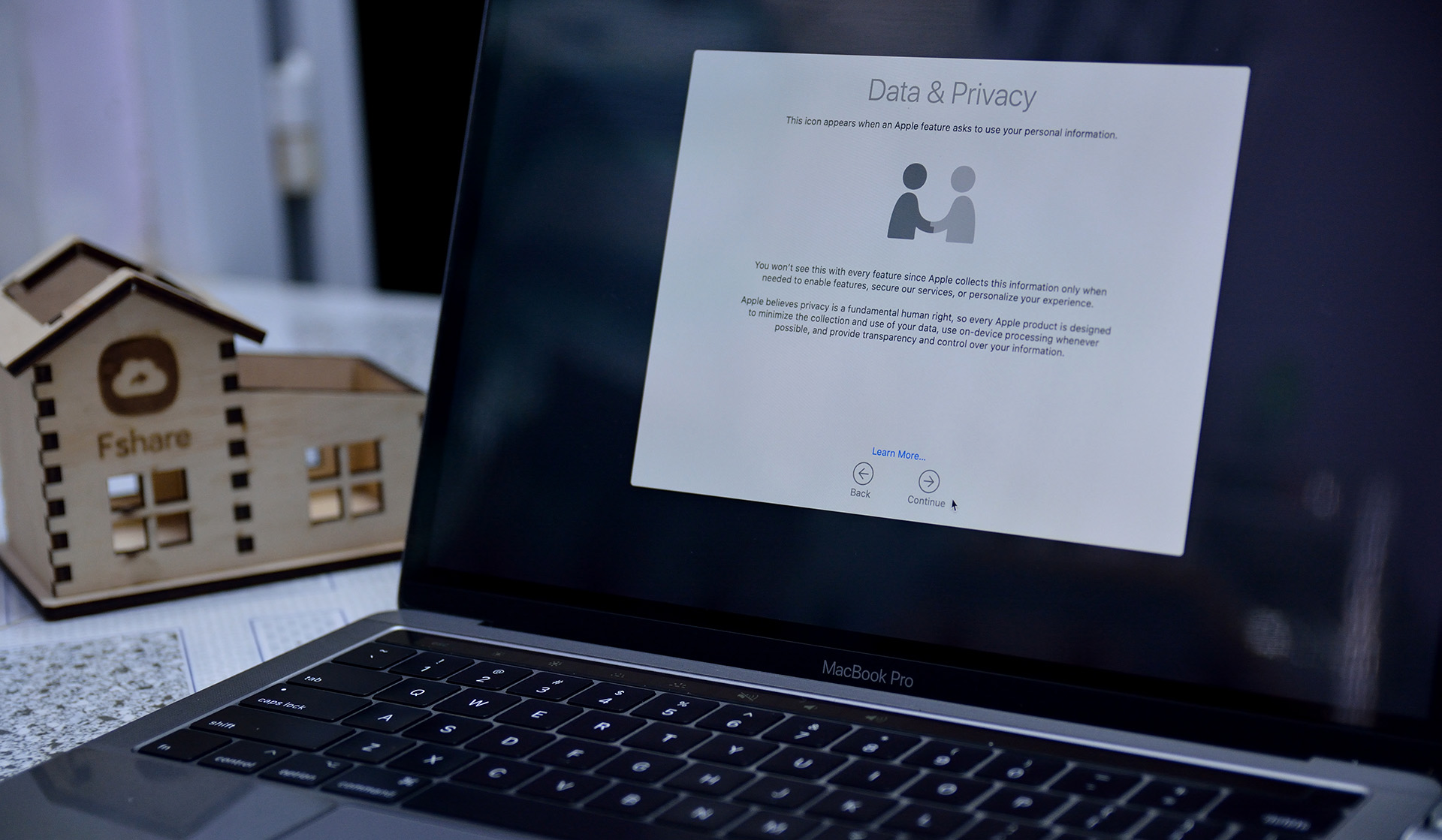 huong dan chi tiet cai macos catalita 10 15 18